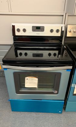 New scratch and dent Whirlpool stainless steel range 1 year warranty