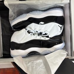 Jordan 11 Concord High Size 7