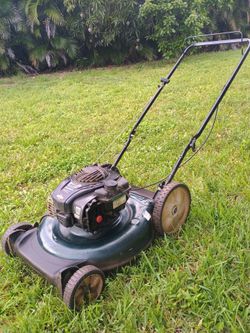 Bolens 21" Walk-Behind Mower with Briggs & Stratton 500e Engine