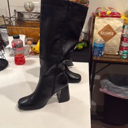 Boots The Mujer Nuevas  Talla #7  A Solo $30