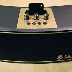 Skullcandy Vandal Bluetooth iPod Speaker Vintage Model S7LACZ-04