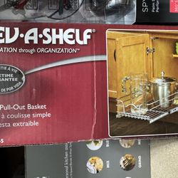 Rev A Shelf Single Pull Out basket 
