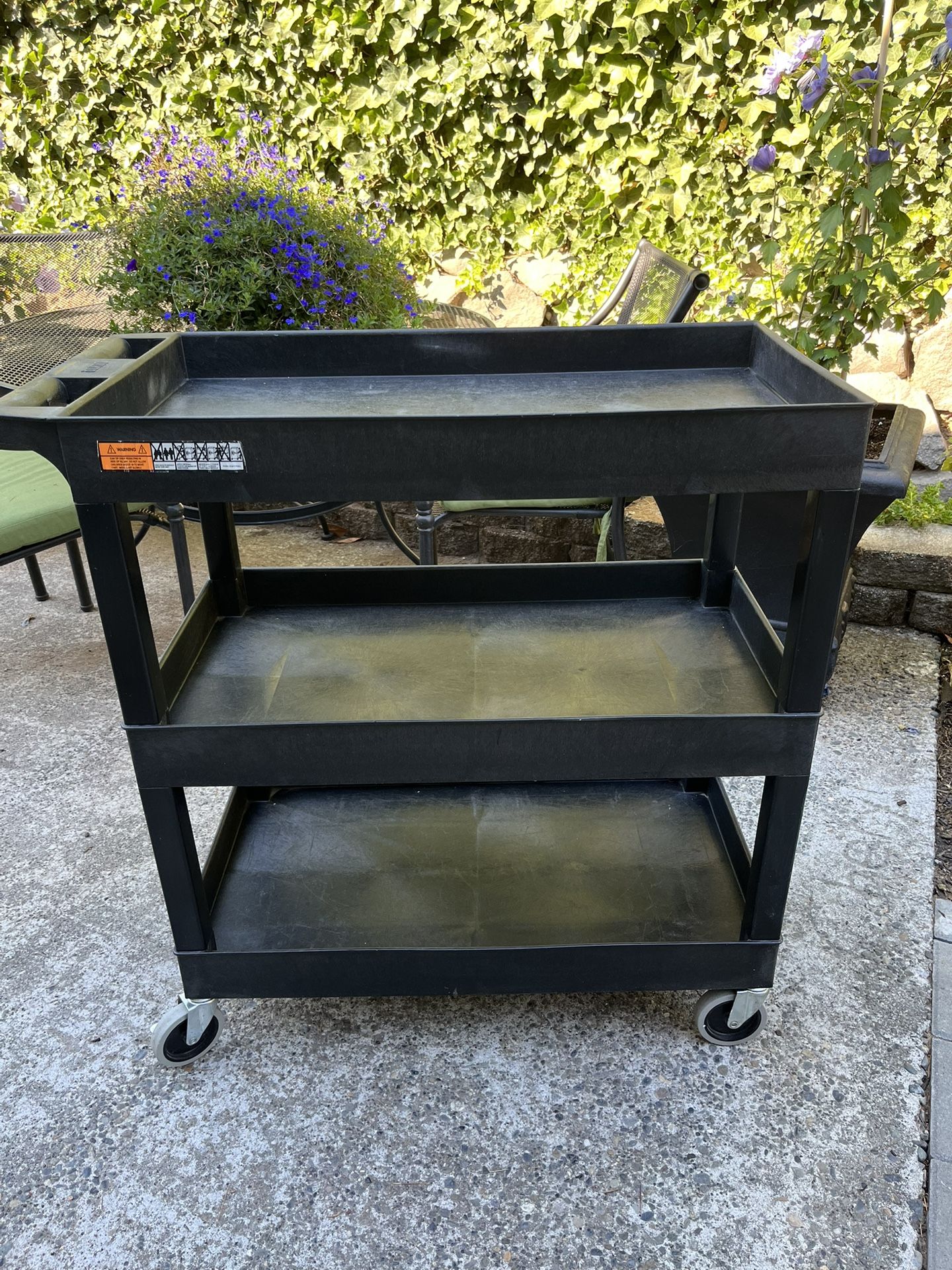 Luxor Rolling Cart