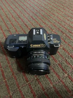 Canon t70 35mm film camera