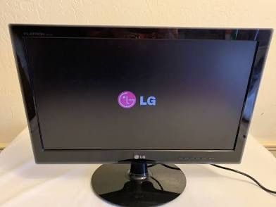 22” LG Monitor