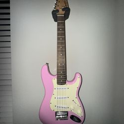 Squier Strat Mini  Pink