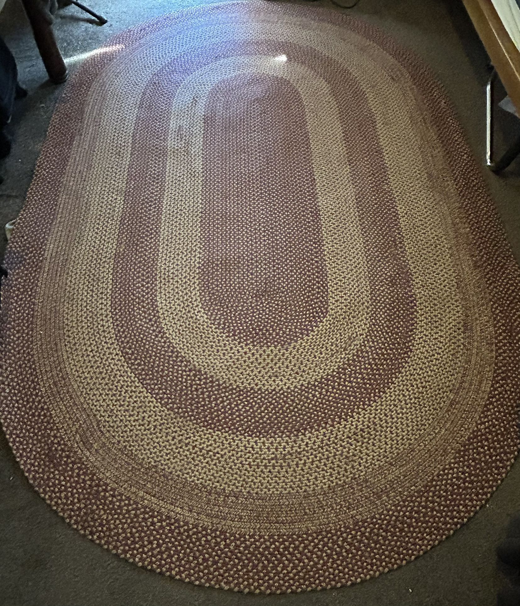 Burgundy/Tan Stitched Rug