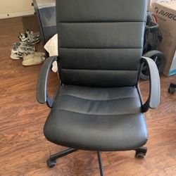 Office Chairs 