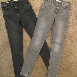 Women’s Levi 720/721 High Rise Jeans - Size 25