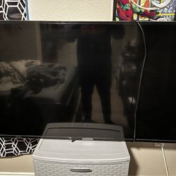 Insignia 55’ Smart TV
