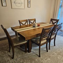 Dining Room Table Set 
