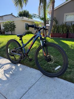 GT Stomper Pro Ace 24  Kids Mountain Bike 8 speed