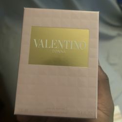 Valentino Donna Eau de Perfume (100 mL)