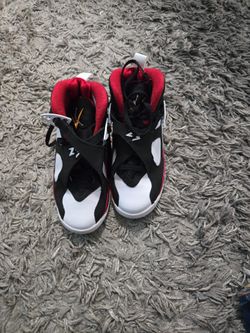 Boys Jordan 8 Size 4