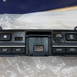 2015-2017 Hyundai Genesis G80 Sedan Climate Temp Control 97250-B11204X NEW OEM