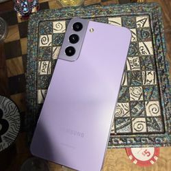 Samsung Galaxy S22 128GB Unlocked