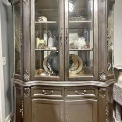 China Cabinet 