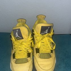 Yellow thunder Jordan 4s🔥
