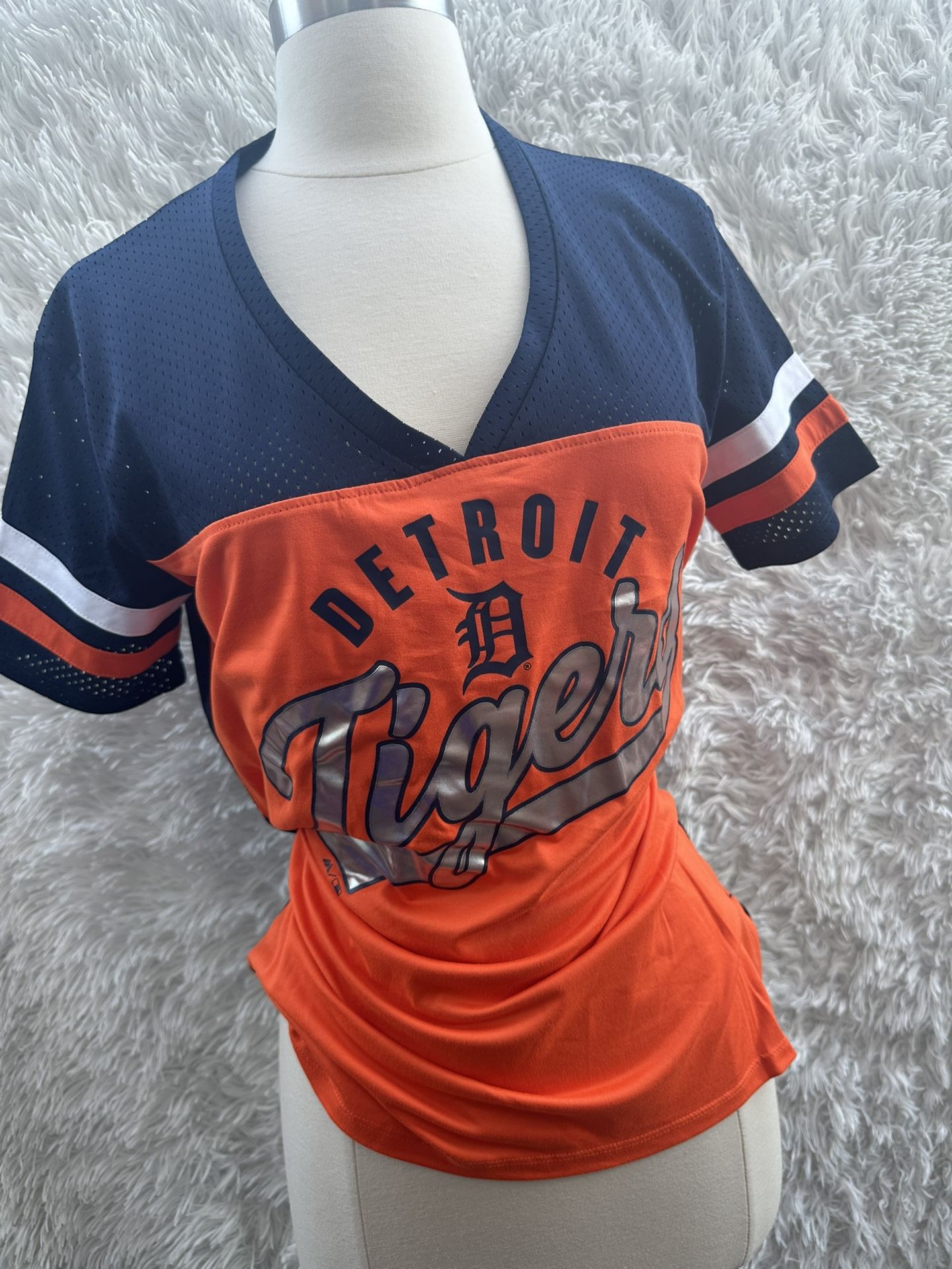 New Majestic Detroit Tigers Orange and Navy Jersey size Small