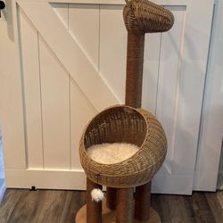 Cat Scratcher Cat Tree 