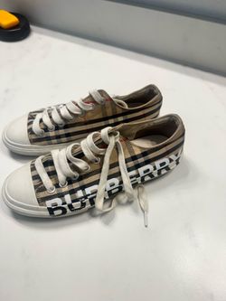 Women Burberry sneakers