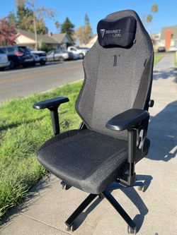Secretlab TITAN Evo Softweave Gaming / Office Chair
