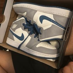 Kids Air Jordan 1 Mid 