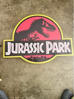 Party 3-4 ft Jurassic Park Wood Cutouts