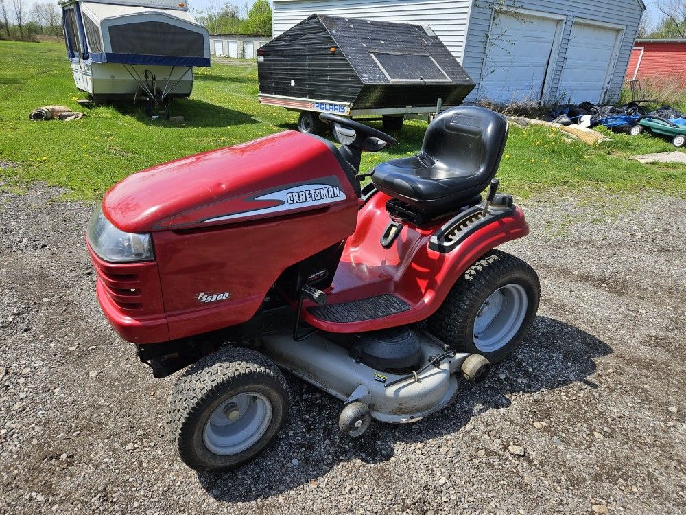 CRAFTSMAN RIDING MOWER