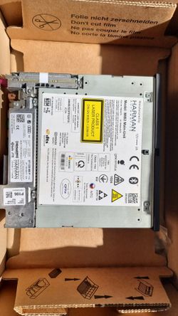 Porsche Panamera Radio Control Unit (contact info removed)28A6N3