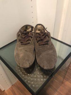 Toms men’s shoes