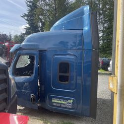 Cascadia 126 parts