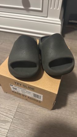 Yeezy slide