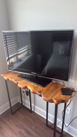 Television & TV Stand