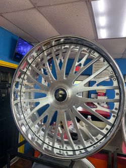 Forgiato Due Cravatta 28x10 – 6-Lug Luxury Truck & SUV Wheels