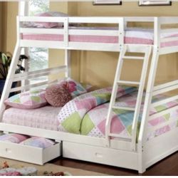 Twin/ Full Bunk Bed