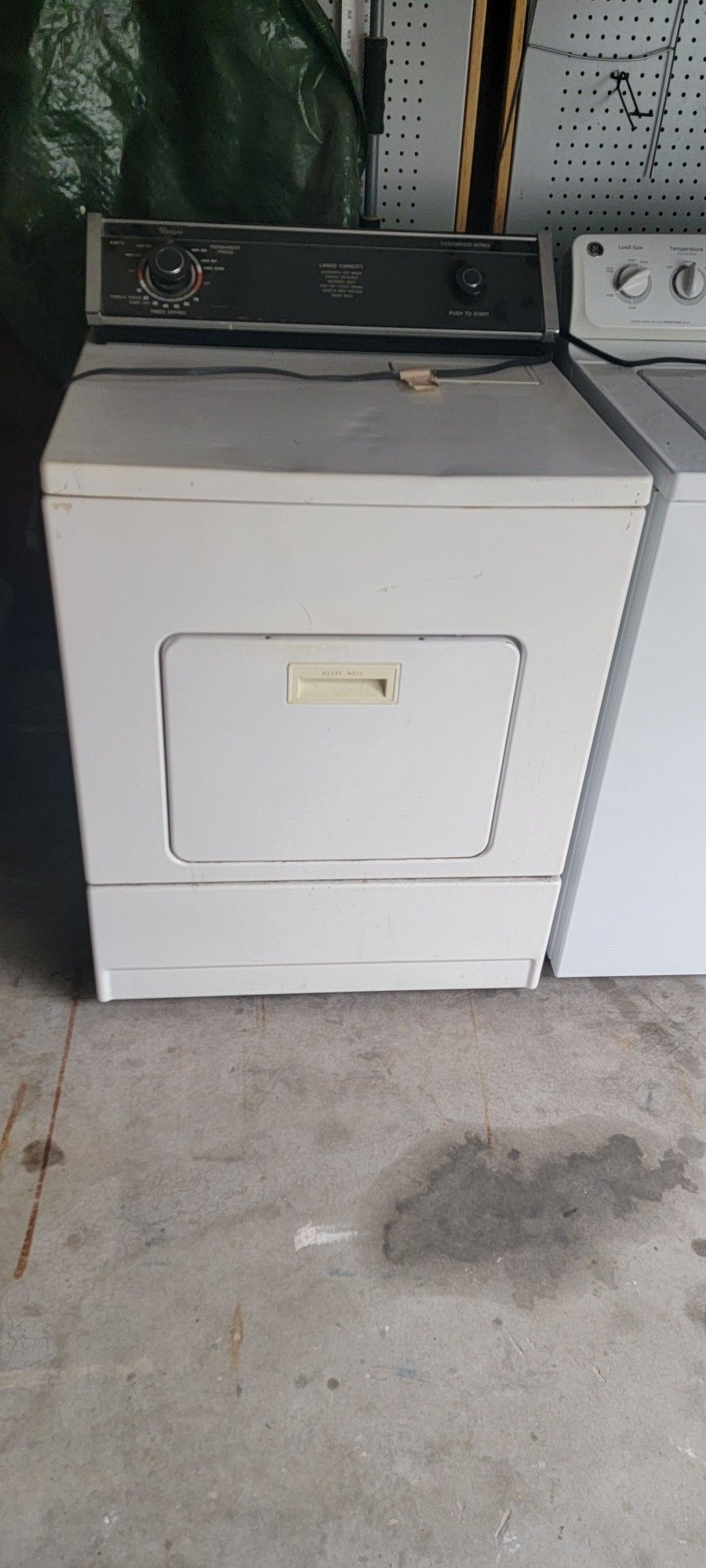 GE Washer & Whirlpool Gas Dryer Set