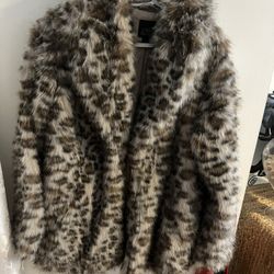Faux Fur Leopard Coat Size Medium Pre Owned But In Great Condition 