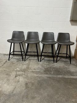 Set of 4 Barstools 24 Inch Height