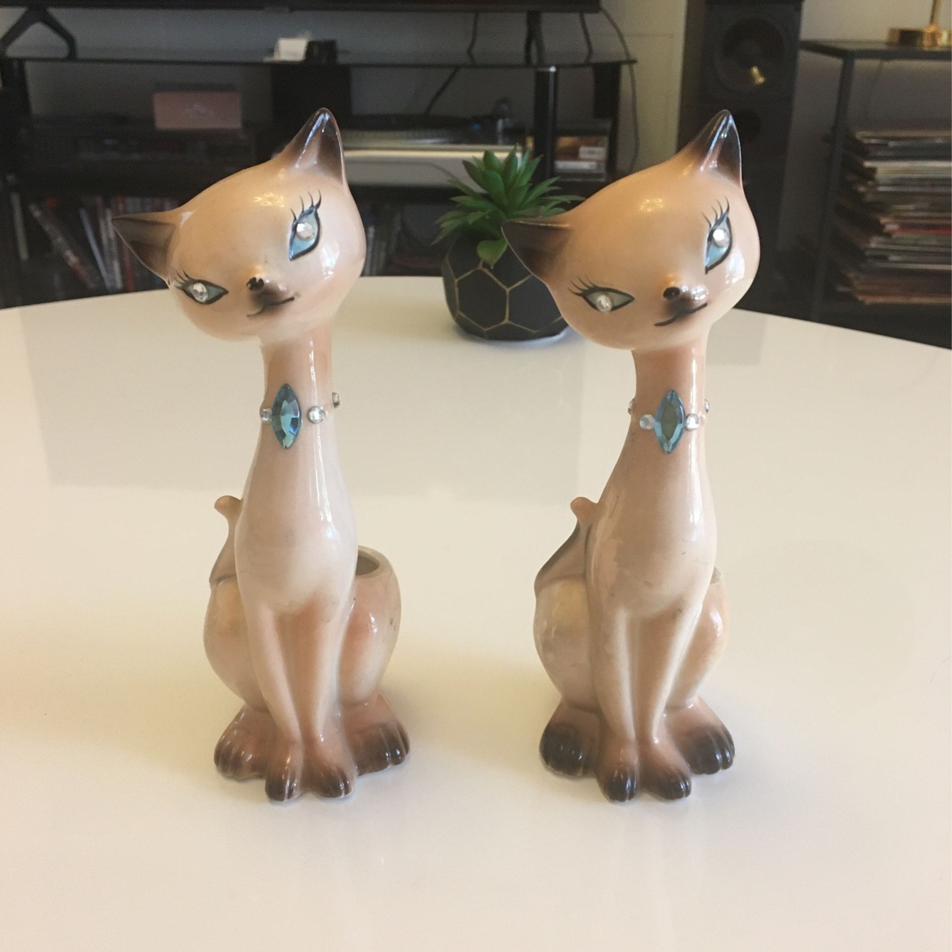 Vintage Midcentury Siamese Cat Figurines Planter