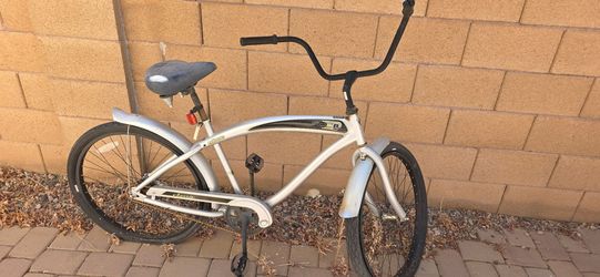 Silver Nirve Beach Cruiser