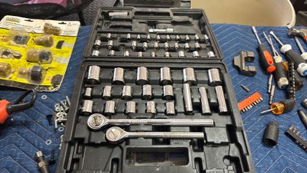 Hyper Tough Socket Set
