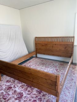 California king solid wood bed frame