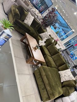 Huge “U” Shape Green Velvet Sectional Sofa 💚💚💚
