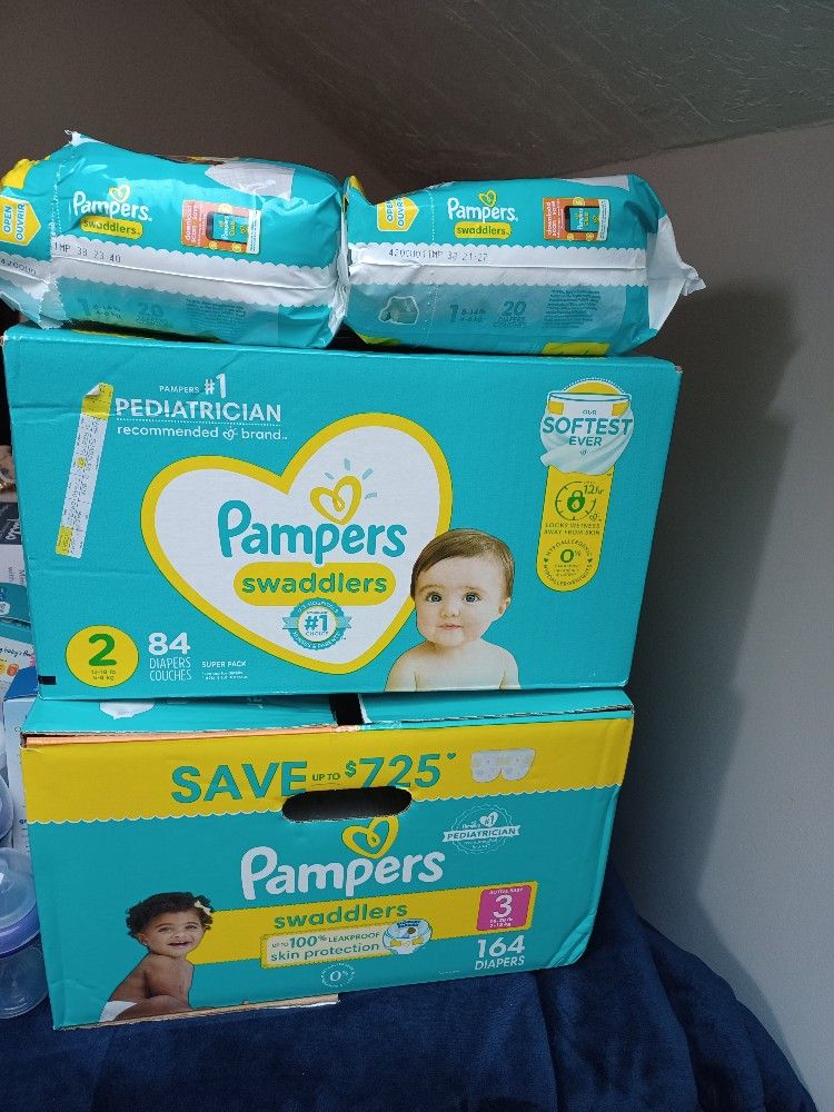 Diapers Pampers Swaddlers