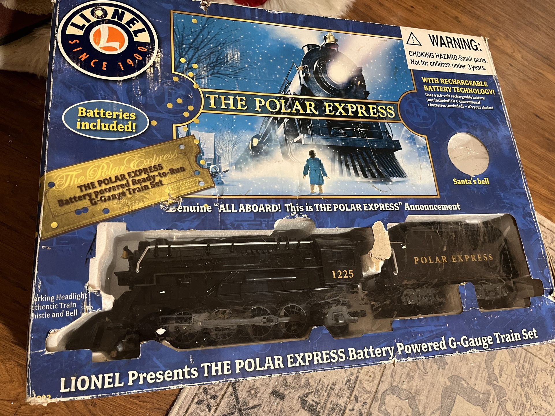 Lionel Polar Express Train Set Battery Powered