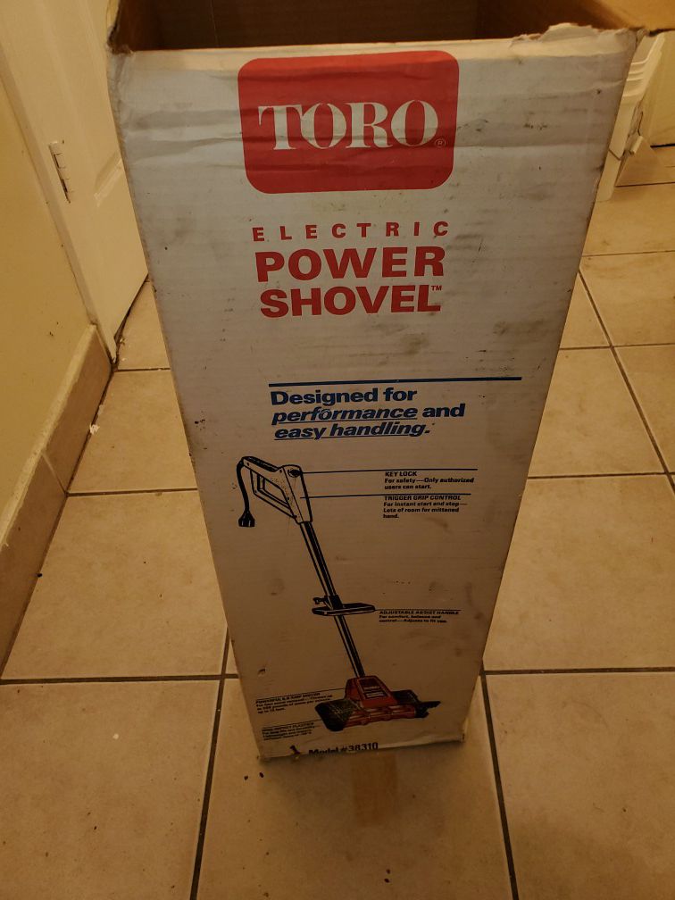 Toro snow machine