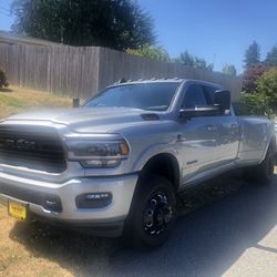 2021 RAM 3500 LARAMIE CREW CAB 4x4 LONG BED 6.7 I6 Cummins HO Turbo Diesel