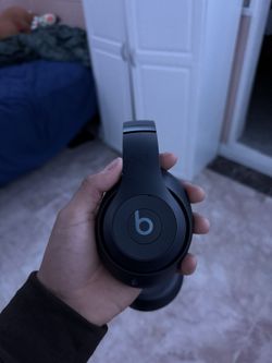 Beats Studio Pro