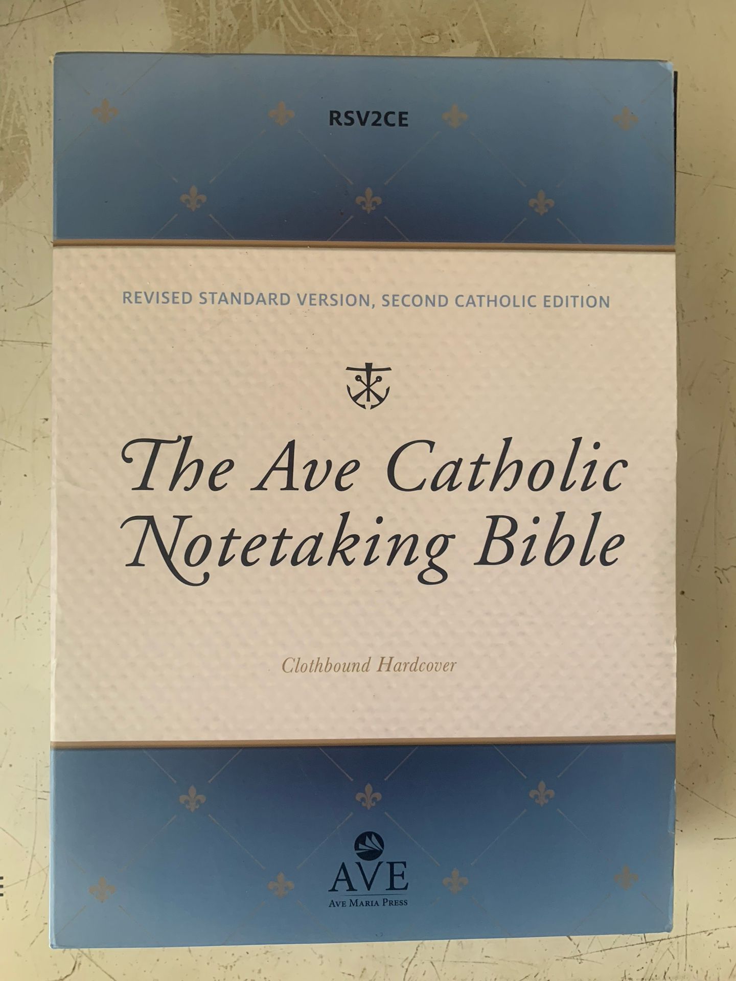 The Ave Catholic Notetaking Bible (RSV2CE)